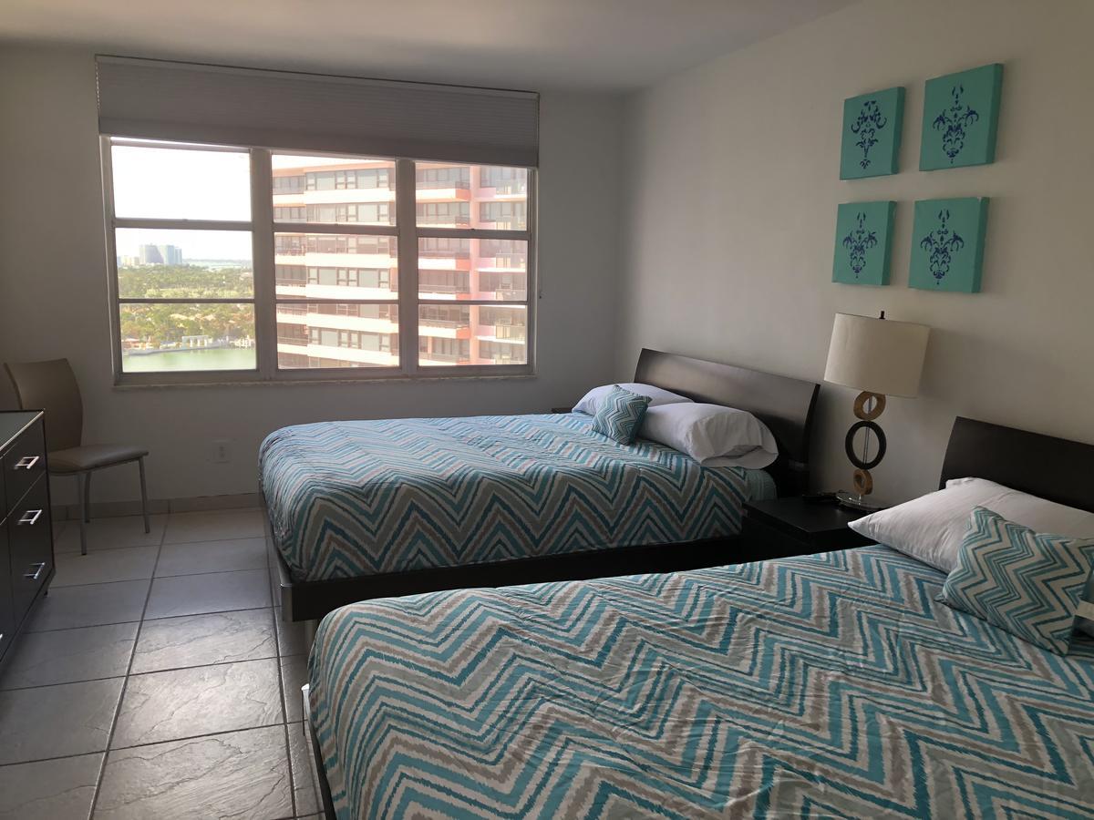 Apartment At The Beach North Bay Village Exterior foto